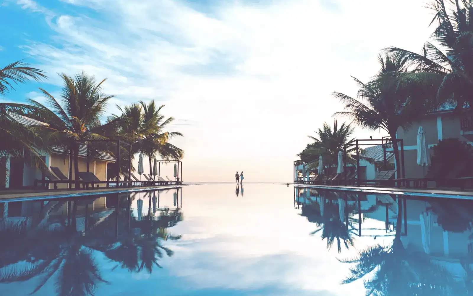 Luxury Australian lifestyle by the pool